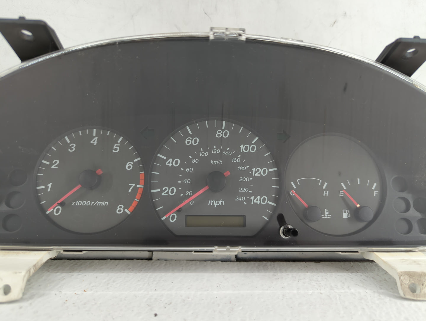 2001-2002 Mazda 626 Instrument Cluster Speedometer Gauges P/N:69218-960A Fits Fits 2001 2002 OEM Used Auto Parts - Oemusedau