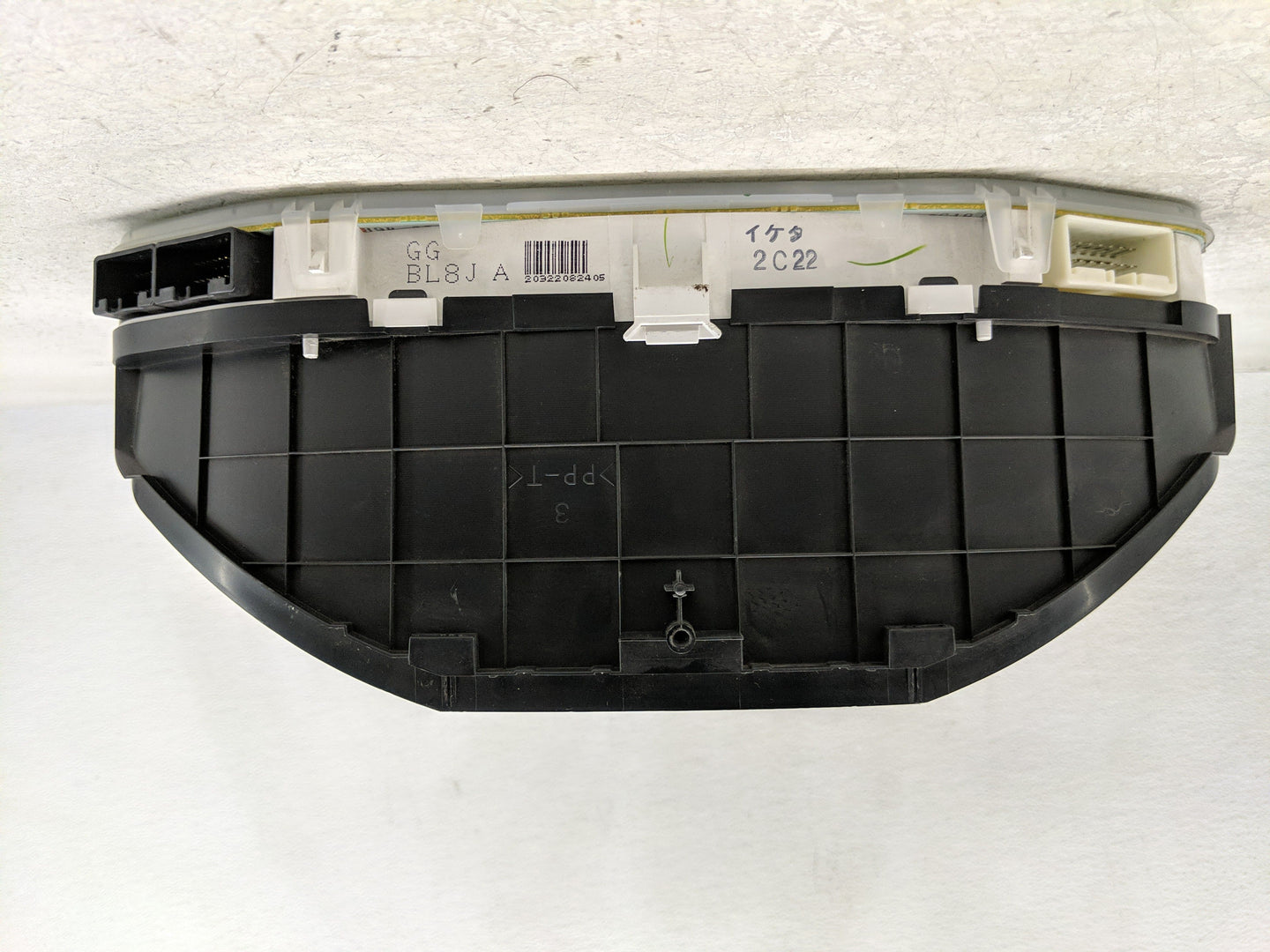 2001-2003 Mazda Protege Instrument Cluster Speedometer Gauges Fits Fits 2001 2002 2003 OEM Used Auto Parts - Oemusedautopart