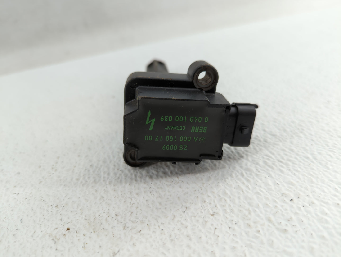2002-2002 Mercedes-benz C230 Ignition Coil Igniter Pack - Oemusedautoparts1.com