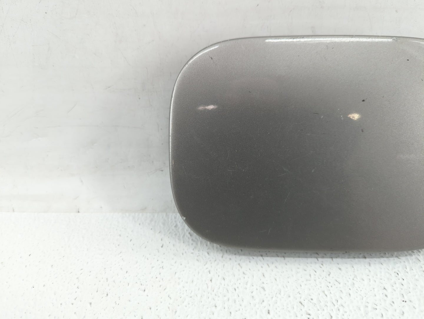2002 Mercedes-benz C230 Fuel Tank Door Lid Gas Tank Granite Gray Metallic - Oemusedautoparts1.com
