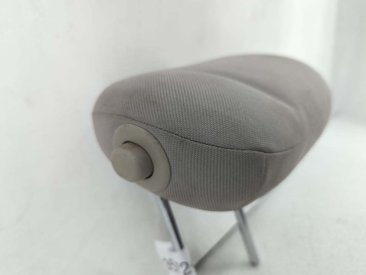 2002 Mercedes-benz C230 Headrest Head Rest Front Driver Passenger Seat - Oemusedautoparts1.com