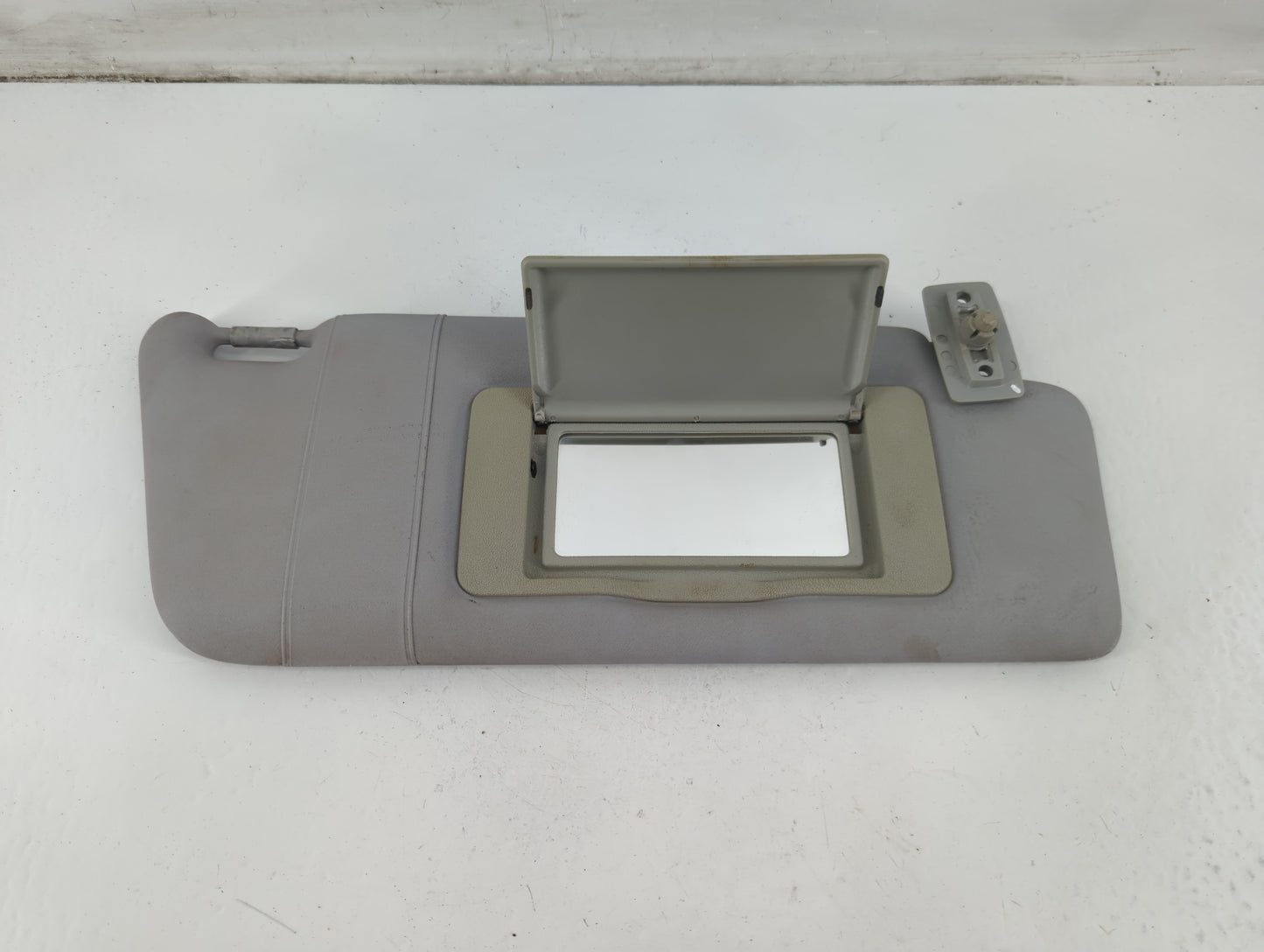 2001-2005 Mercedes-Benz C240 Sun Visor Shade Replacement Passenger Right Mirror Fits Fits 2001 2002 2003 2004 2005 2006 2007