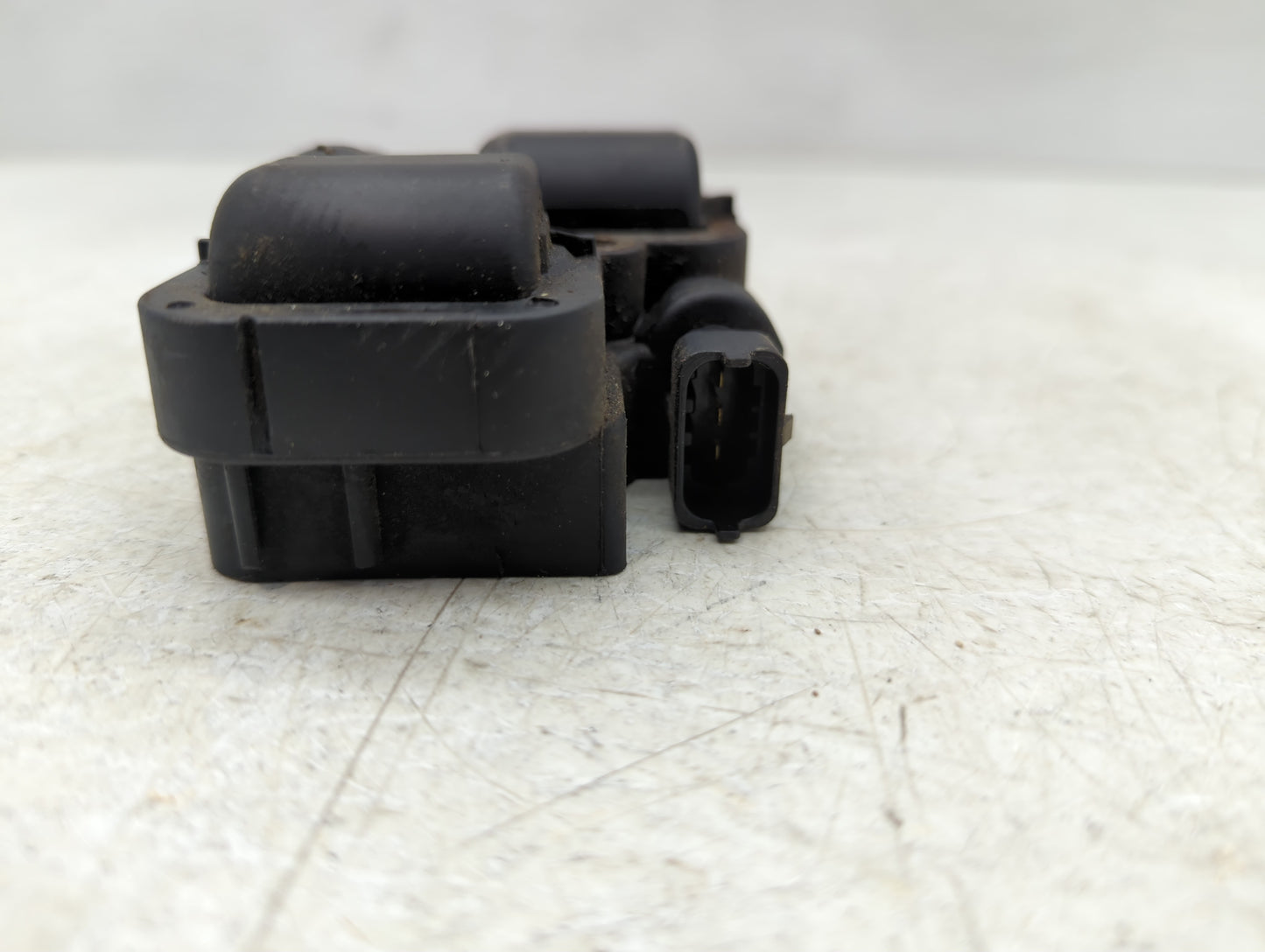 2001-2005 Mercedes-benz C240 Ignition Coil Igniter Pack - Oemusedautoparts1.com