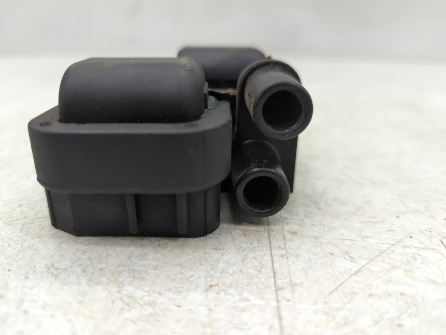 2001-2005 Mercedes-benz C240 Ignition Coil Igniter Pack - Oemusedautoparts1.com