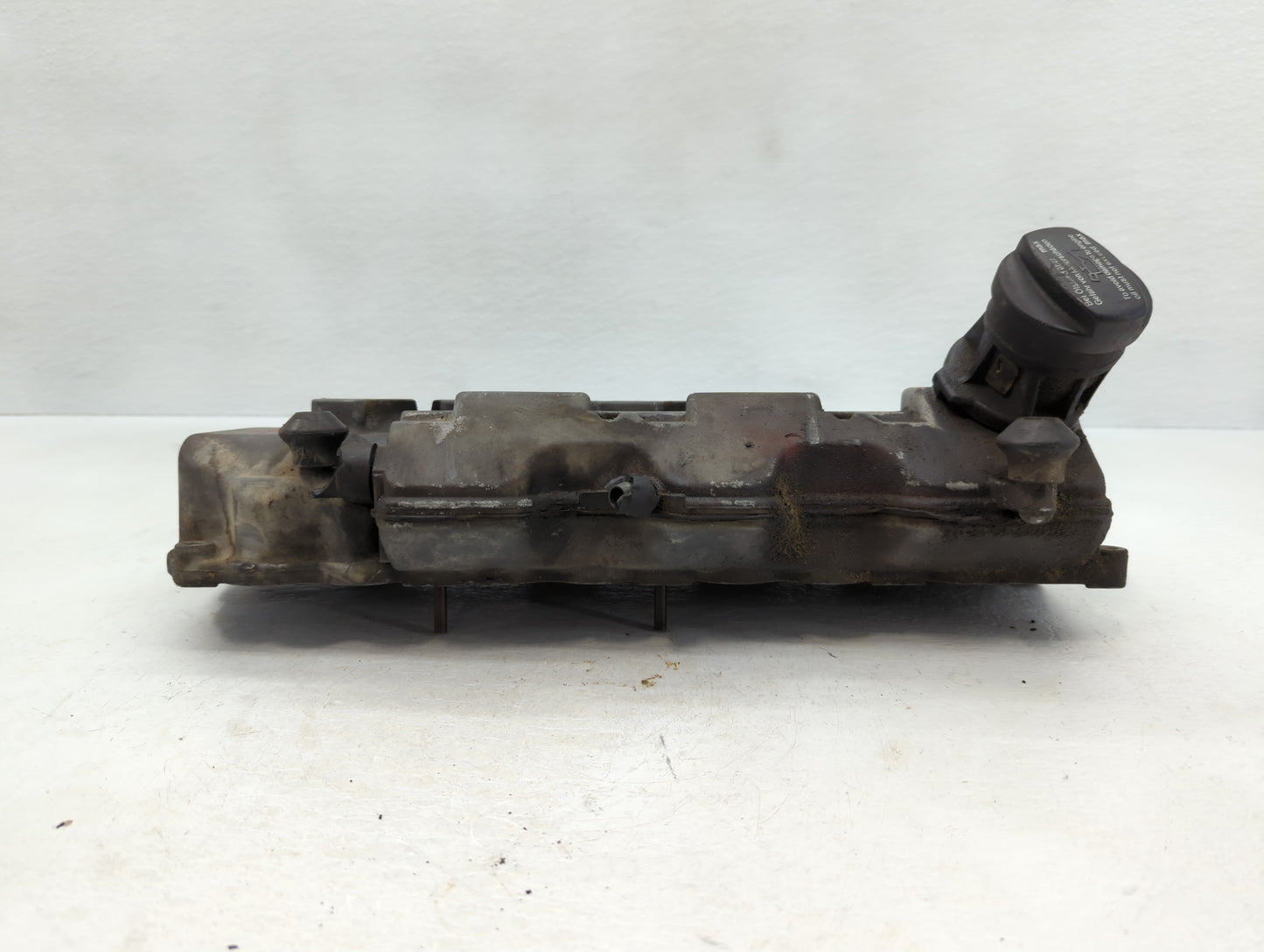 2002 Mercedes-Benz C240 Driver Left Cylinder Head Valve Cover P/N:A112 016 0 020 Fits OEM Used Auto Parts - Oemusedautoparts