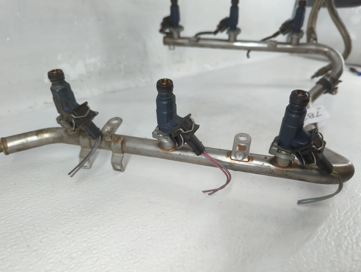 2002 Mercedes-benz C240 FUEL WITH RAIL INJECTORS - Oemusedautoparts1.com