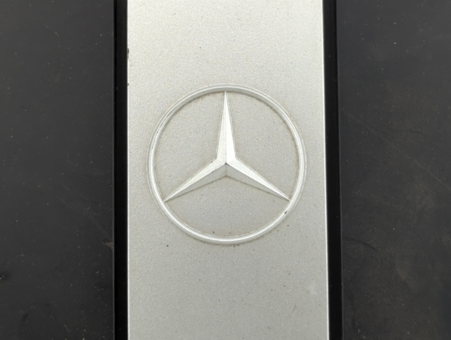 2002 Mercedes-benz C250 Engine Cover - Oemusedautoparts1.com