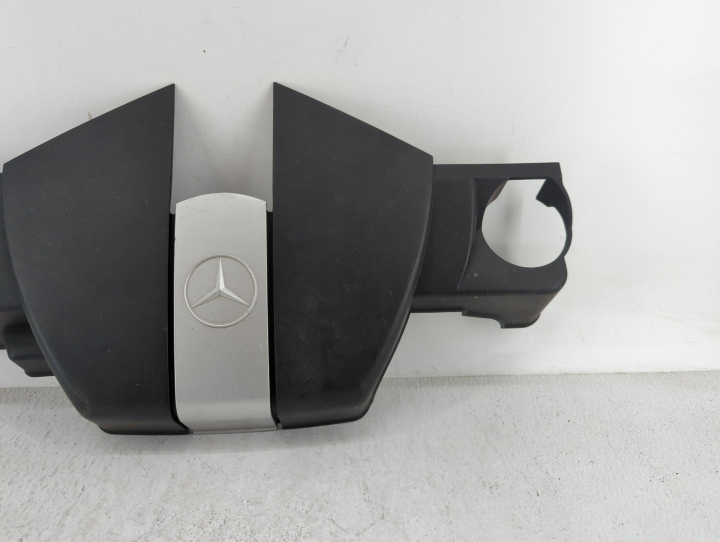 2002 Mercedes-benz C250 Engine Cover - Oemusedautoparts1.com
