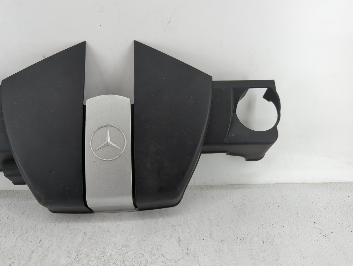 2002 Mercedes-benz C250 Engine Cover - Oemusedautoparts1.com