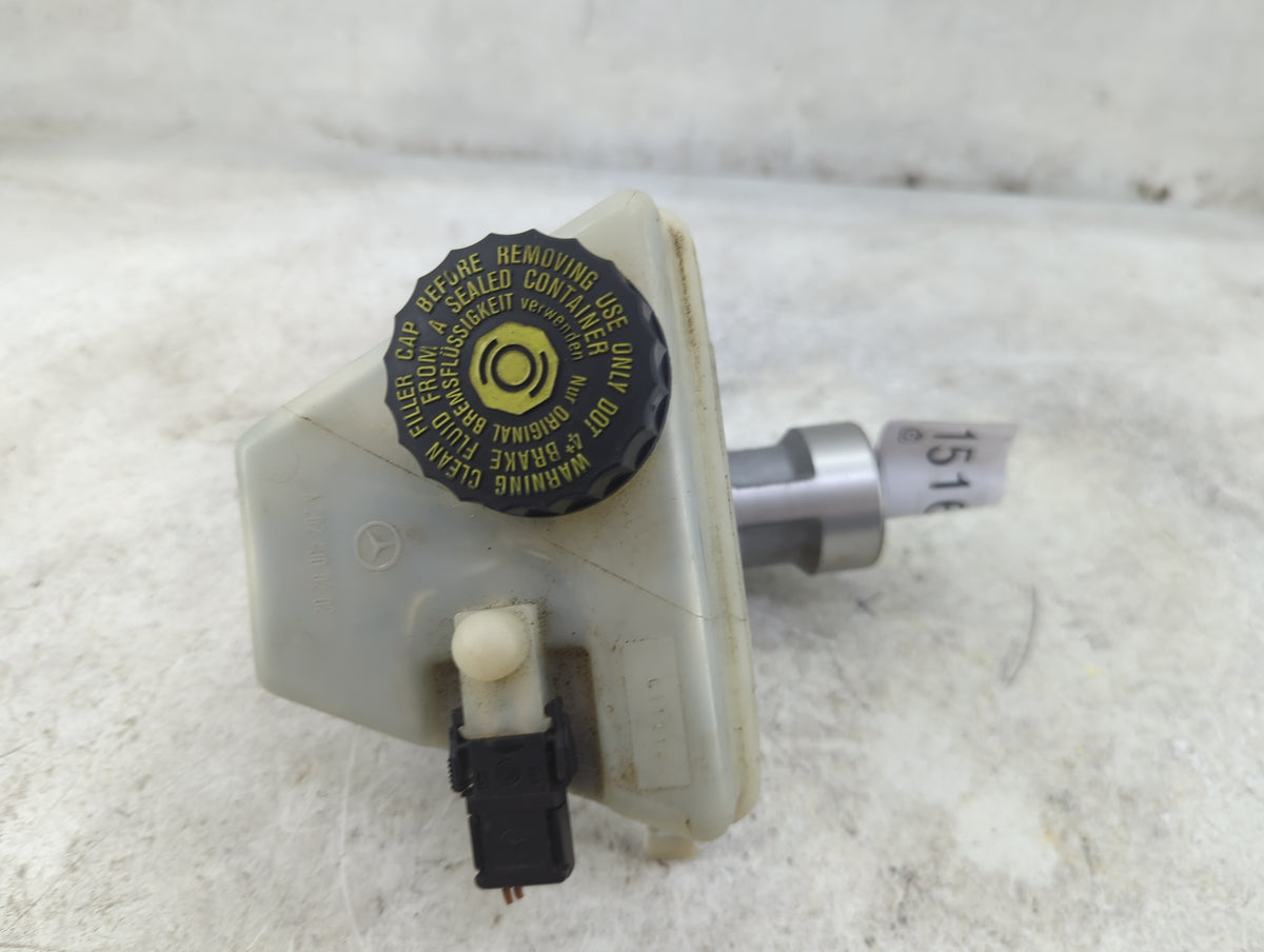 Mercedes-benz E-class Brake Master Cylinder - Oemusedautoparts1.com