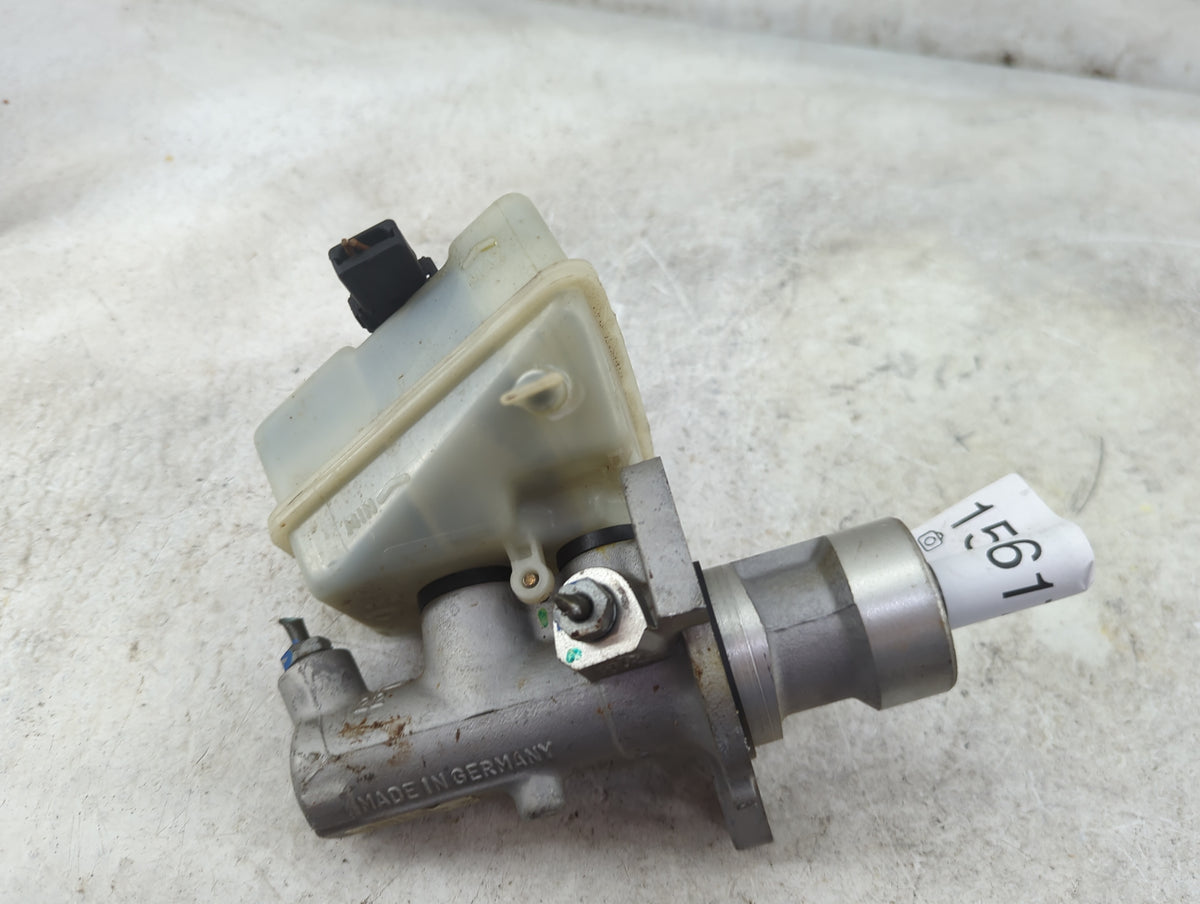Mercedes-benz E-class Brake Master Cylinder - Oemusedautoparts1.com
