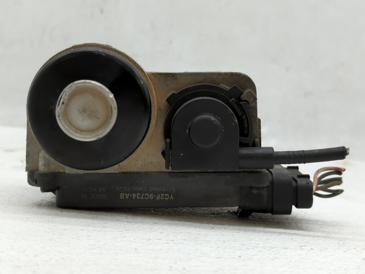 2002 Mercedes-Benz E350 ABS Pump Control Module Replacement P/N:YC2F-9C735-AB YC2F-9C734-AB Fits Fits 2003 2004 2005 2006 20