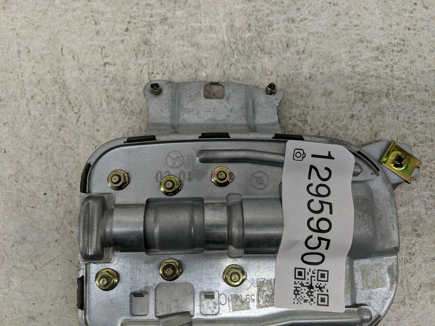 2000-2002 Mercedes-Benz E55 Amg Air Bag Driver Left Steering Wheel Mounted Fits Fits 2000 2001 2002 2003 OEM Used Auto Parts