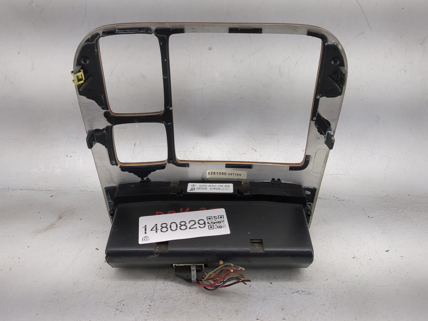 2002 Mercedes-Benz S500 Climate Control Module Temperature AC/Heater Replacement P/N:2208300985 Fits OEM Used Auto Parts - O