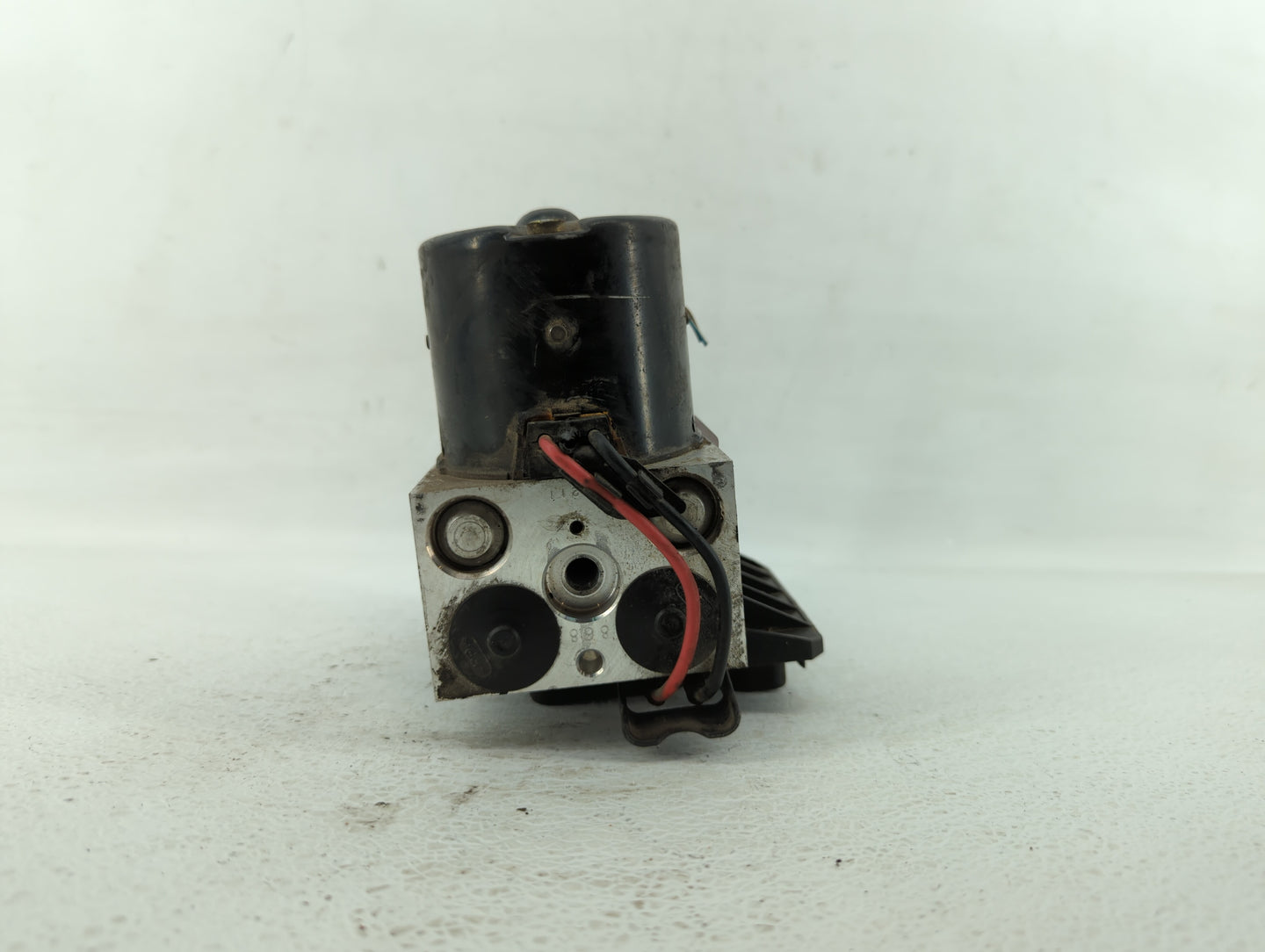 2000-2002 Mercedes-Benz S500 ABS Pump Control Module Replacement P/N:004 431 46 12 003 431 87 12 Fits Fits 2000 2001 2002 OE