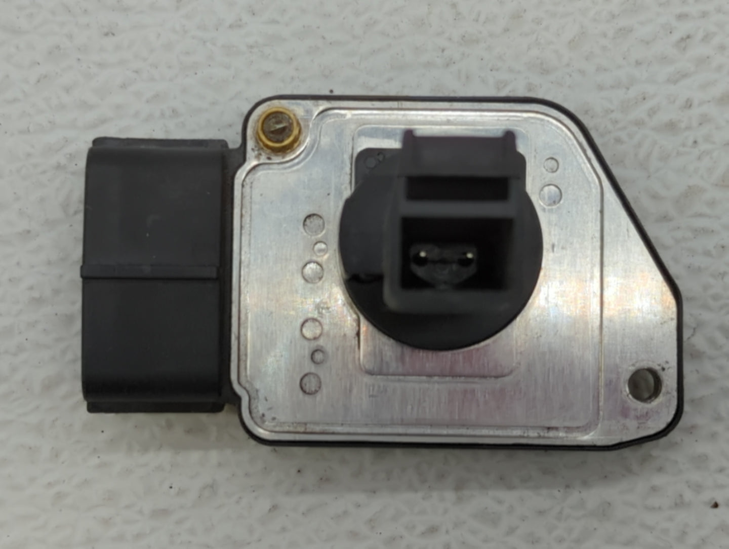 2000-2002 Mercury Grand Marquis Mass Air Flow Meter Maf - Oemusedautoparts1.com