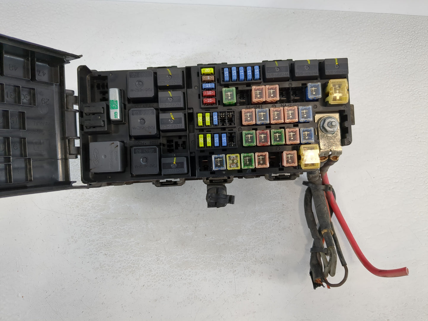 2002-2010 Mercury Mountaineer Fusebox Fuse Box Panel Relay Module P/N:2L9T14398BJ Fits OEM Used Auto Parts - Oemusedautopart