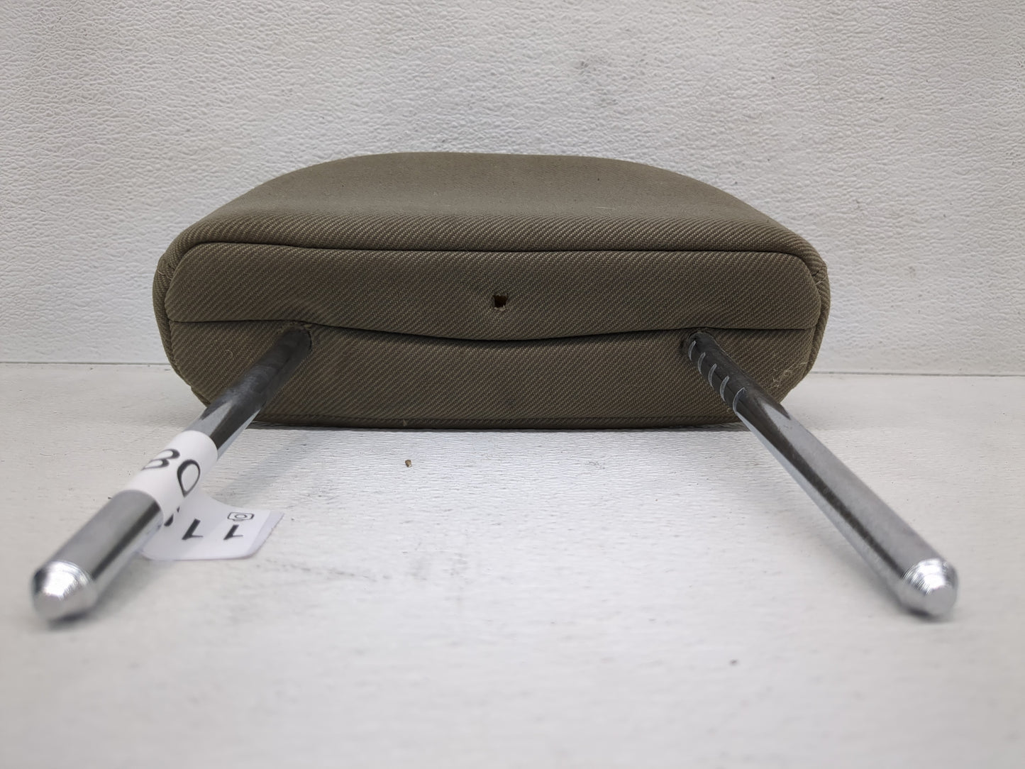 2002-2003 Mercury Mountaineer Headrest Head Rest Front Driver Passenger Seat Fits Fits 2002 2003 OEM Used Auto Parts - Oemus