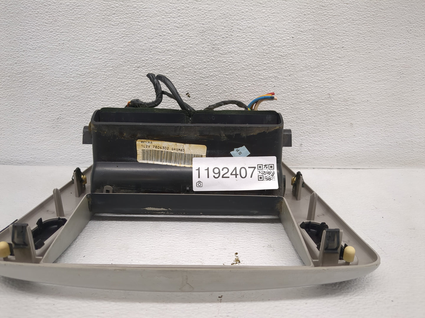 2002-2003 Mercury Mountaineer Climate Control Module Temperature AC/Heater Replacement Fits Fits 2002 2003 OEM Used Auto Par