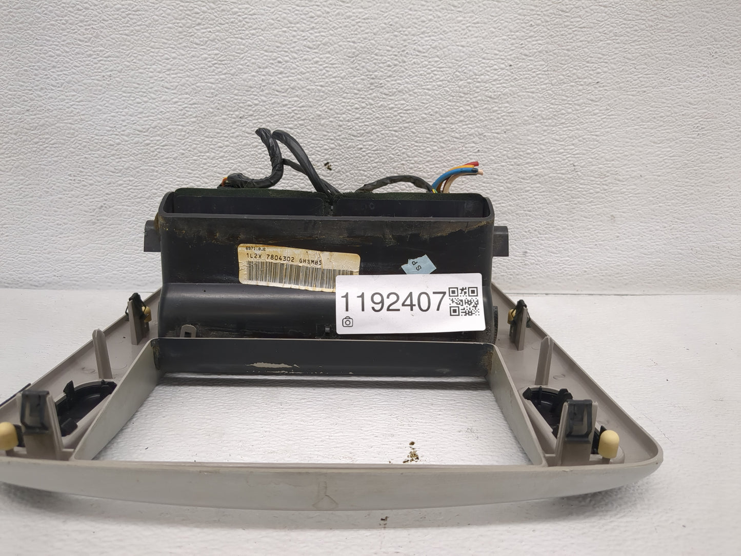 2002-2003 Mercury Mountaineer Climate Control Module Temperature AC/Heater Replacement Fits Fits 2002 2003 OEM Used Auto Par