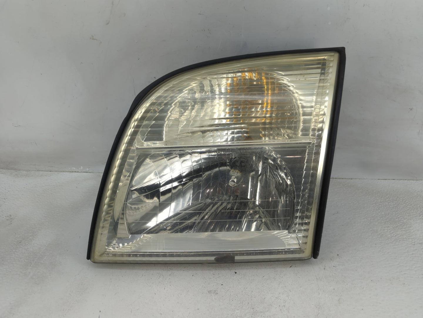 2002-2005 Mercury Mountaineer Driver Left Oem Head Light Headlight Lamp - Oemusedautoparts1.com
