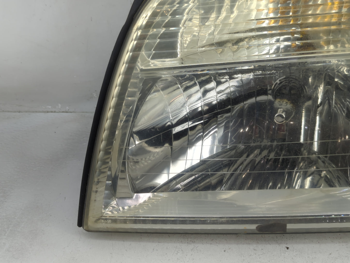 2002-2005 Mercury Mountaineer Driver Left Oem Head Light Headlight Lamp - Oemusedautoparts1.com