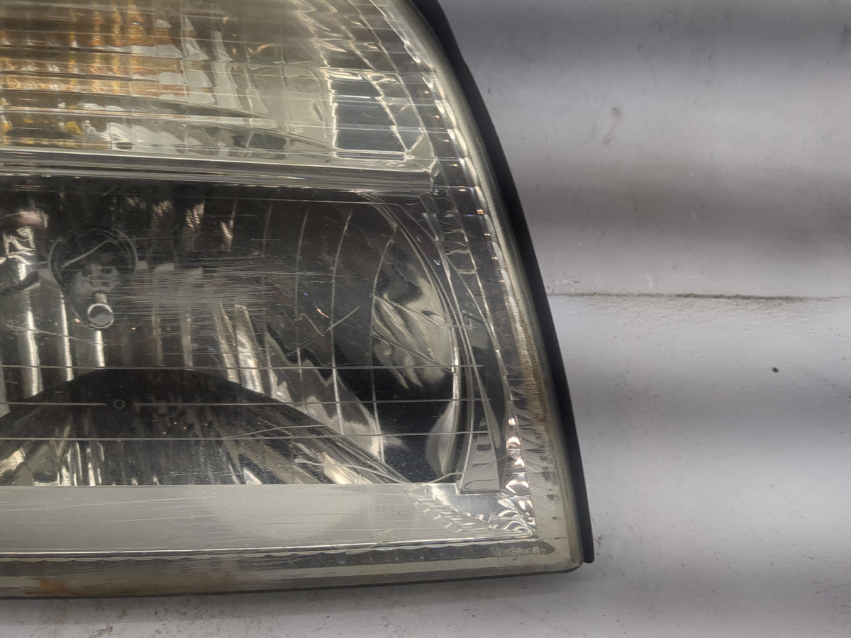 2002 Mercury Mountaineer Passenger Right Oem Head Light Headlight Lamp 1518415 - Oemusedautoparts1.com