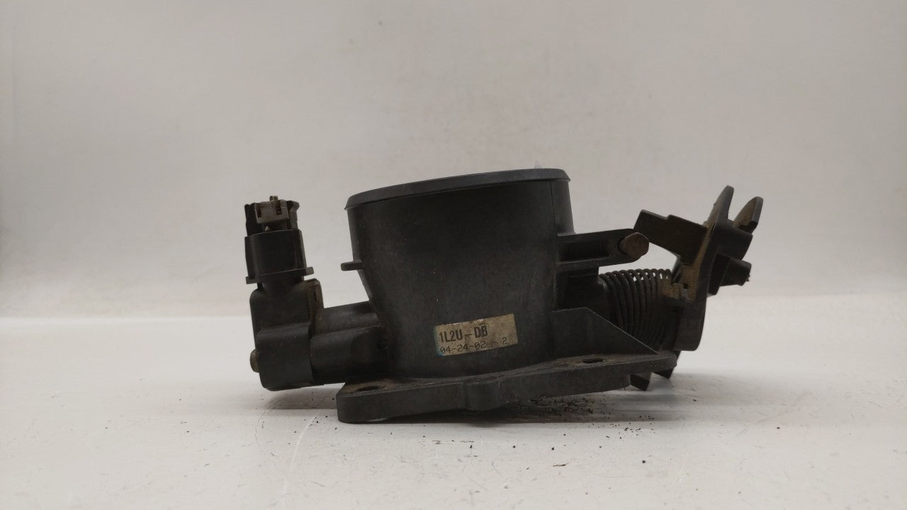 2002-2003 Mercury Mountaineer Throttle Body P/N:1L2U-DB Fits Fits 2002 2003 OEM Used Auto Parts - Oemusedautoparts1.com