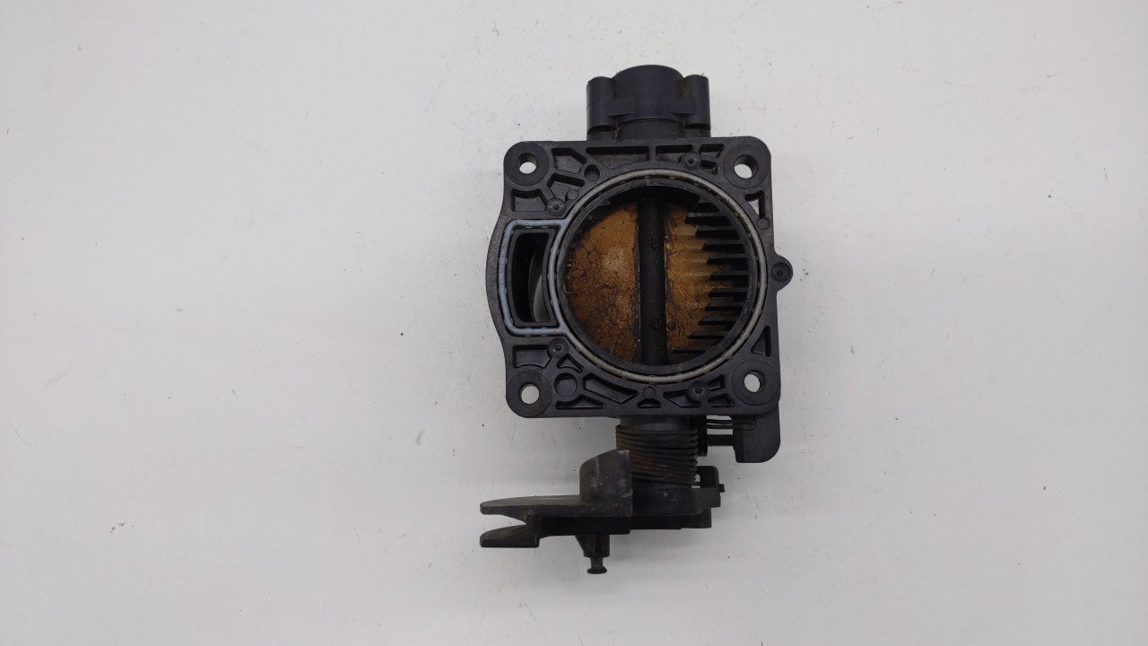 2002-2003 Mercury Mountaineer Throttle Body P/N:1L2U-DB Fits Fits 2002 2003 OEM Used Auto Parts - Oemusedautoparts1.com