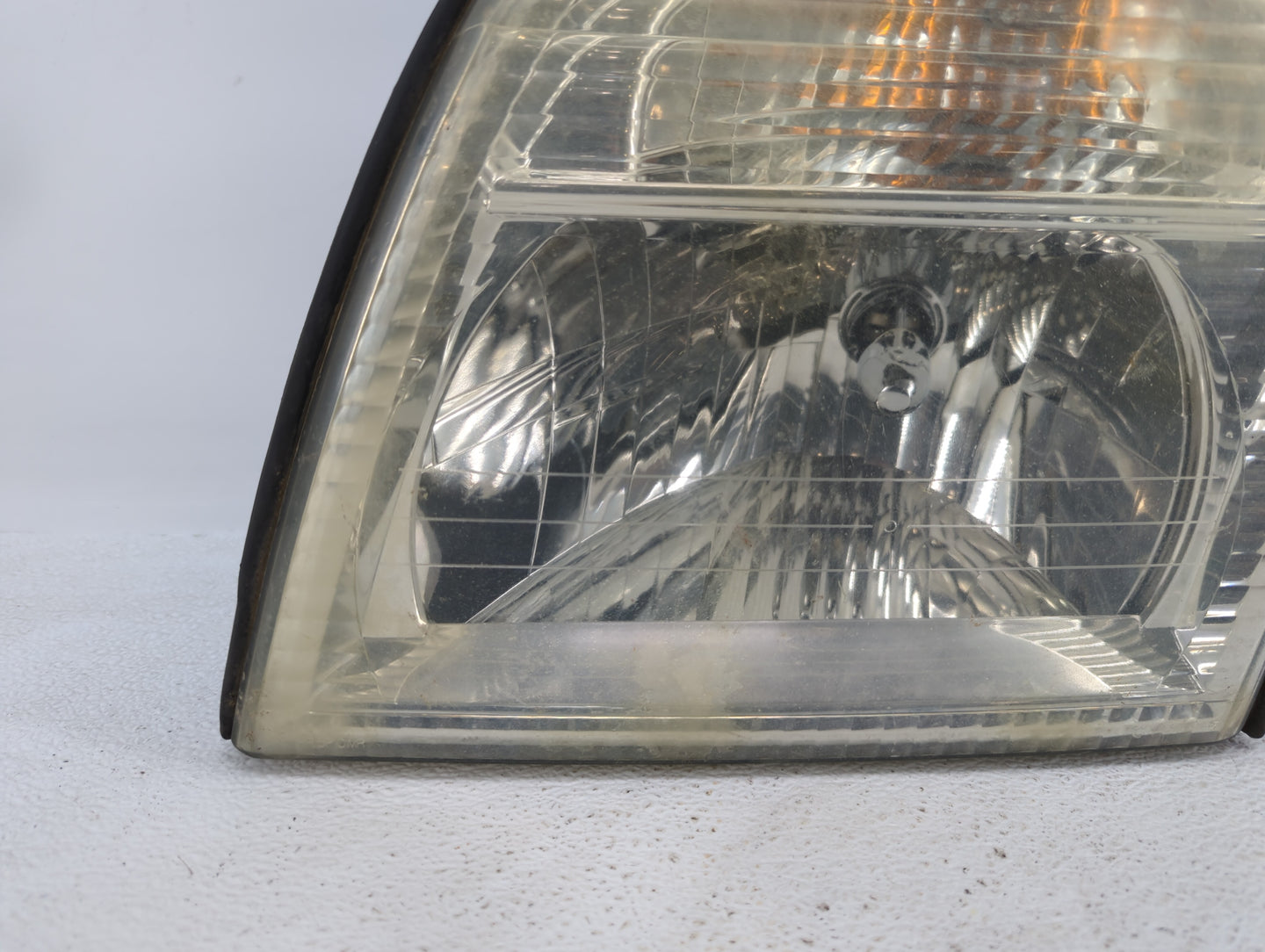 2002-2005 Mercury Mountaineer Driver Left Oem Head Light Headlight Lamp - Oemusedautoparts1.com