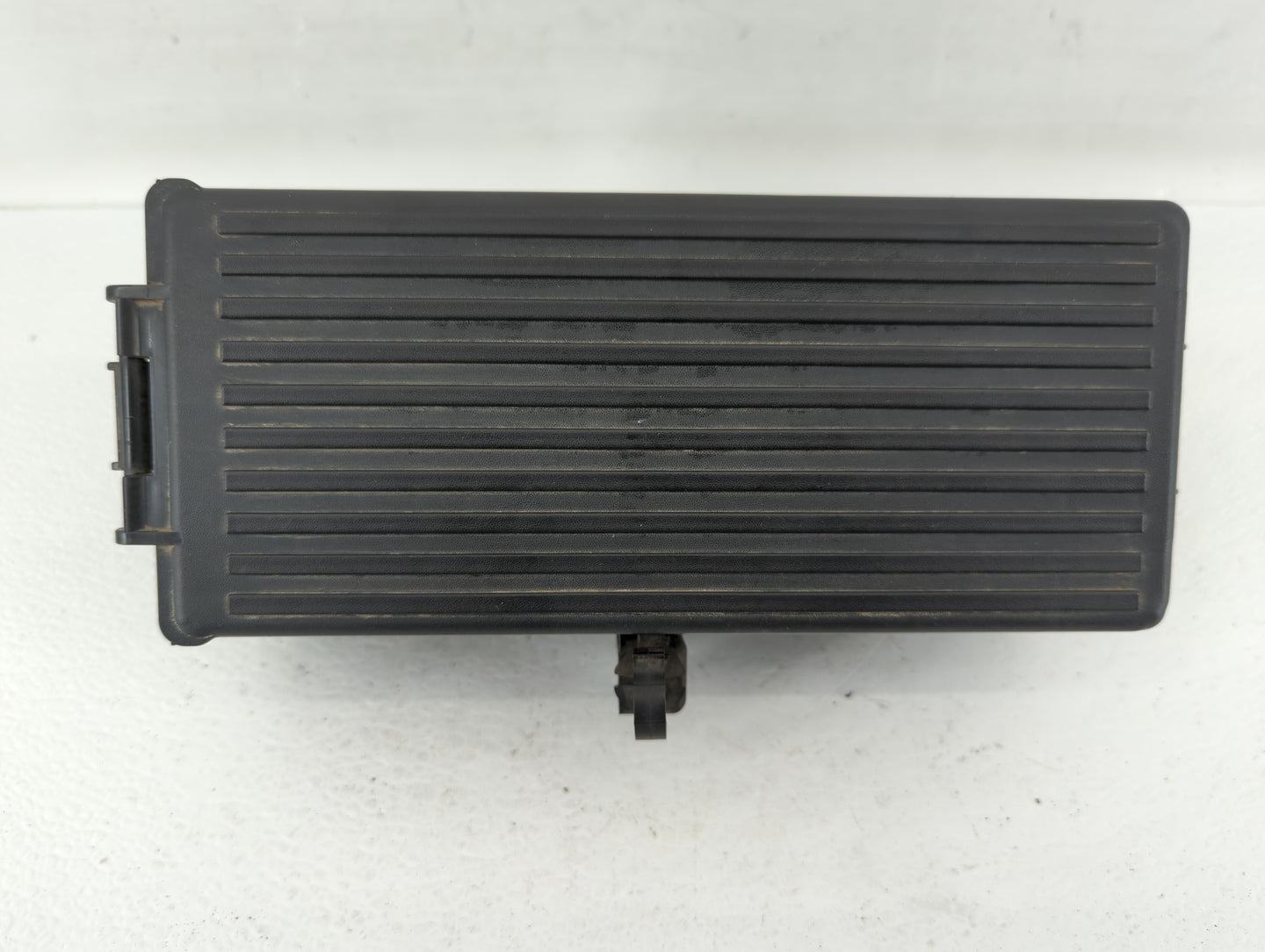 2002-2010 Mercury Mountaineer Fusebox Fuse Box Panel Relay Module P/N:1L2T 14398 Fits OEM Used Auto Parts - Oemusedautoparts