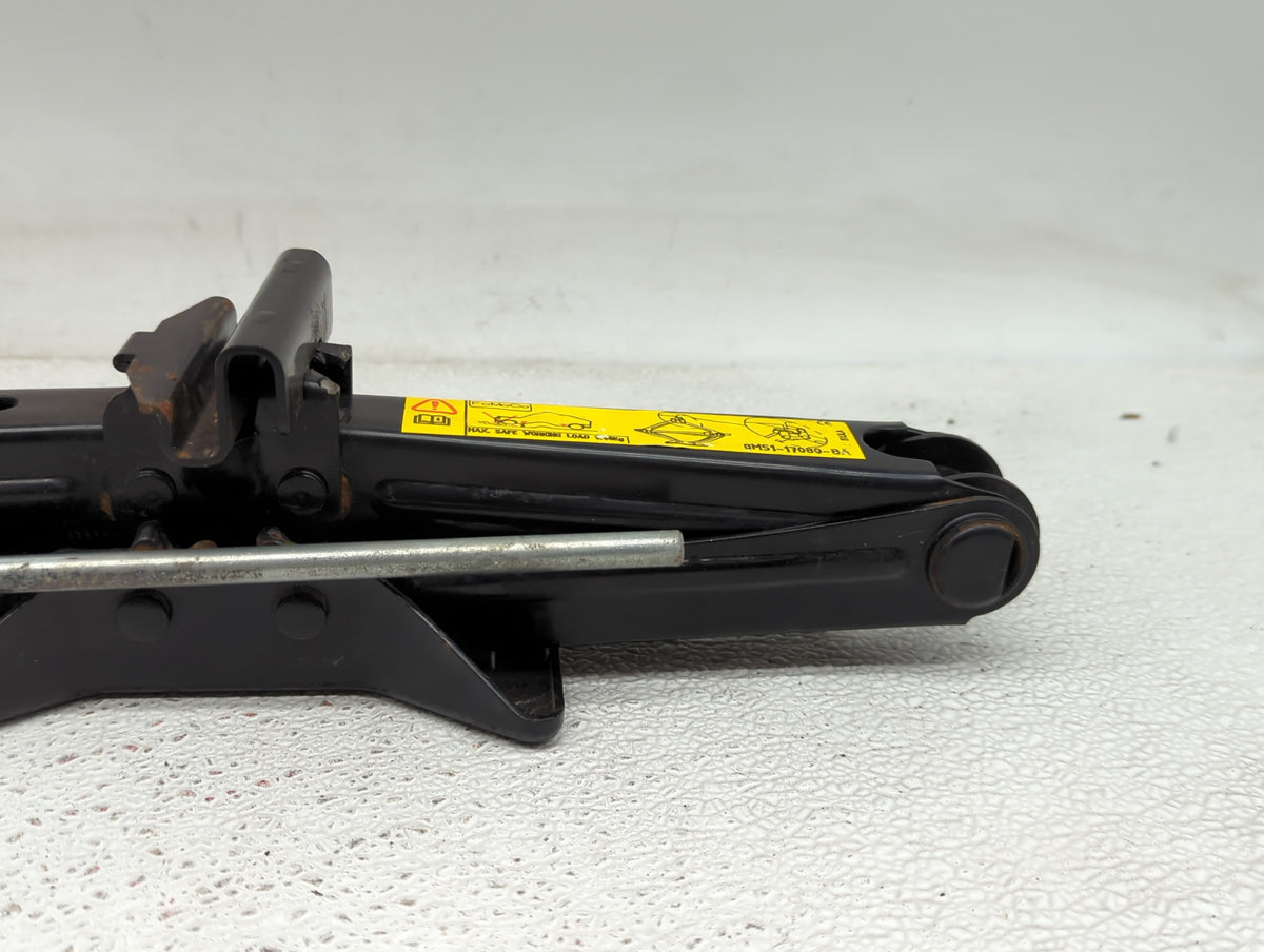 2002 Mercury Sable Spare Scissor Car Jack - Oemusedautoparts1.com