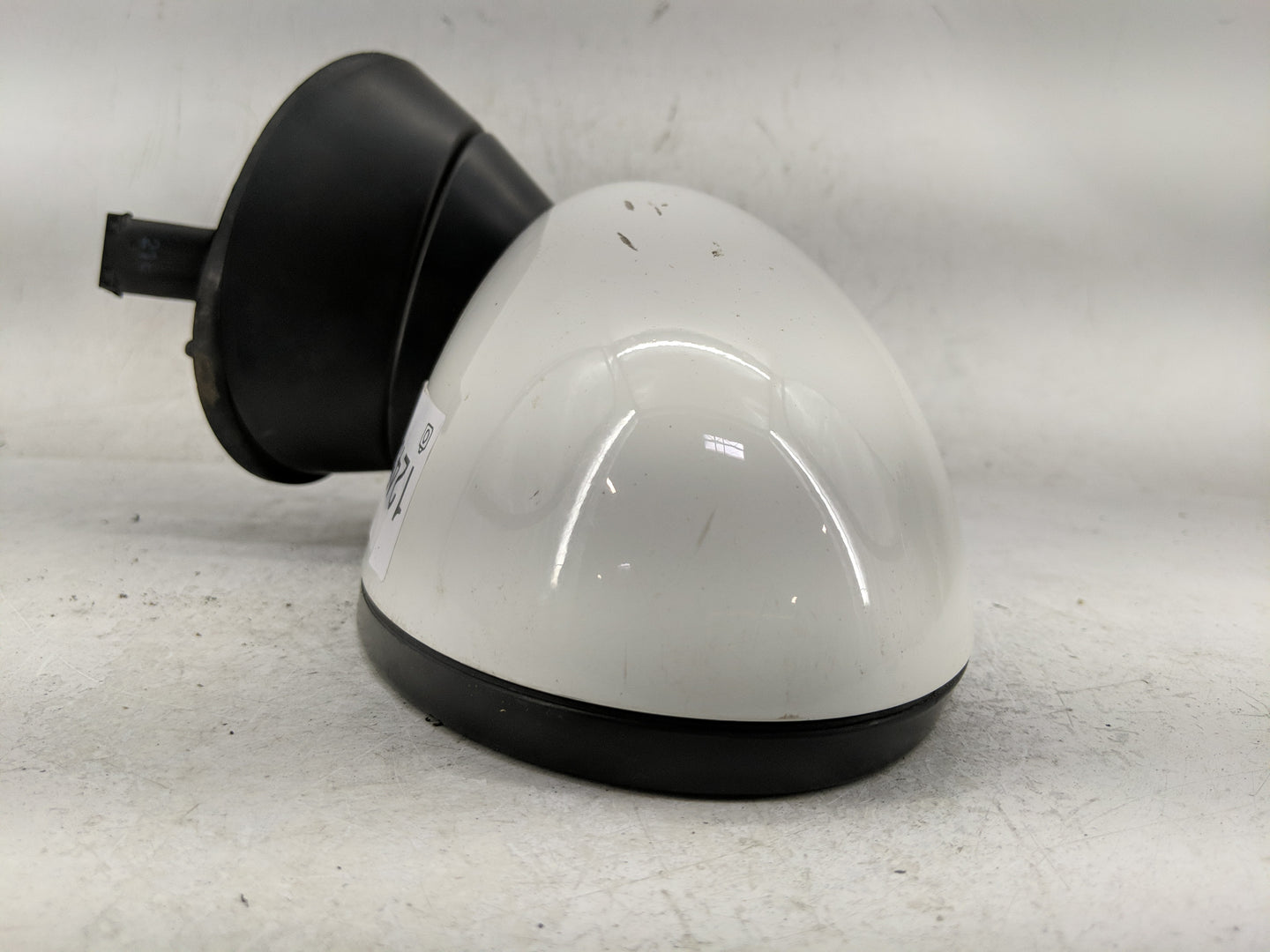 2002 Mini Cooper Side Mirror Replacement Driver Left View Door Mirror Fits OEM Used Auto Parts - Oemusedautoparts1.com