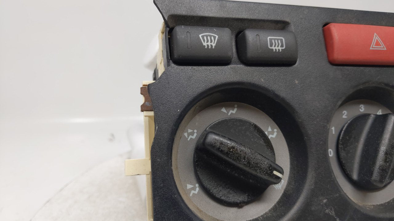 2002 Mini Mini Climate Control Module Temperature AC/Heater Replacement Fits OEM Used Auto Parts - Oemusedautoparts1.com
