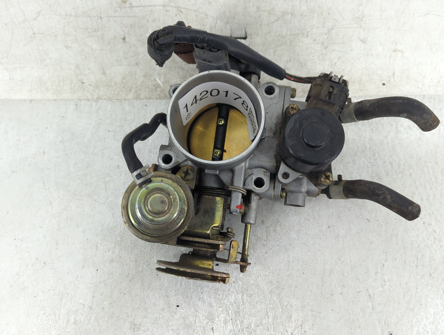 1999-2003 Mitsubishi Galant Throttle Body Fits Fits 1999 2000 2001 2002 2003 2004 2005 OEM Used Auto Parts - Oemusedautopart