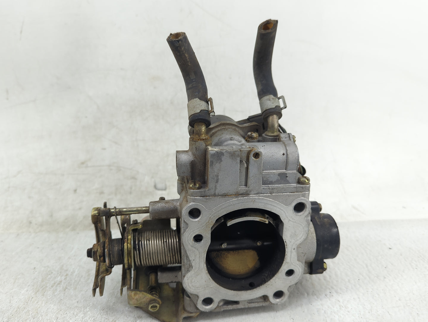 1999-2003 Mitsubishi Galant Throttle Body Fits Fits 1999 2000 2001 2002 2003 2004 2005 OEM Used Auto Parts - Oemusedautopart