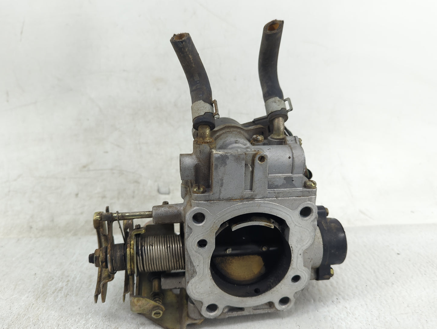 1999-2003 Mitsubishi Galant Throttle Body Fits Fits 1999 2000 2001 2002 2003 2004 2005 OEM Used Auto Parts - Oemusedautopart