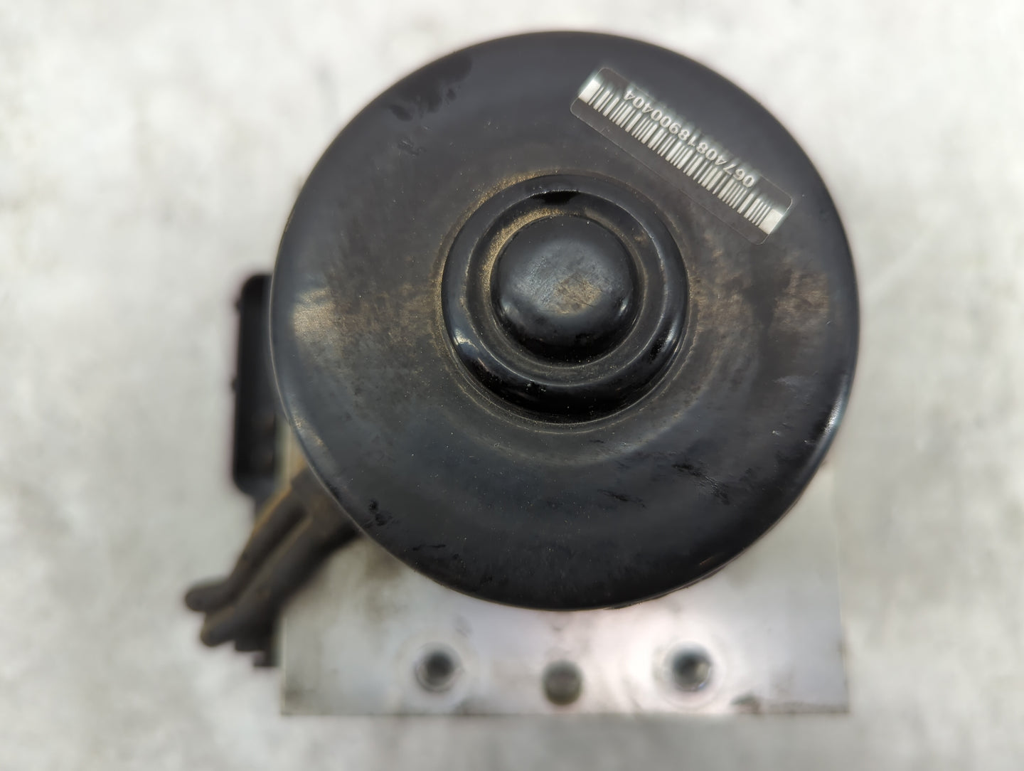 1999-2003 Mitsubishi Galant ABS Pump Control Module Replacement P/N:249980 Fits Fits 1999 2000 2001 2002 2003 OEM Used Auto 