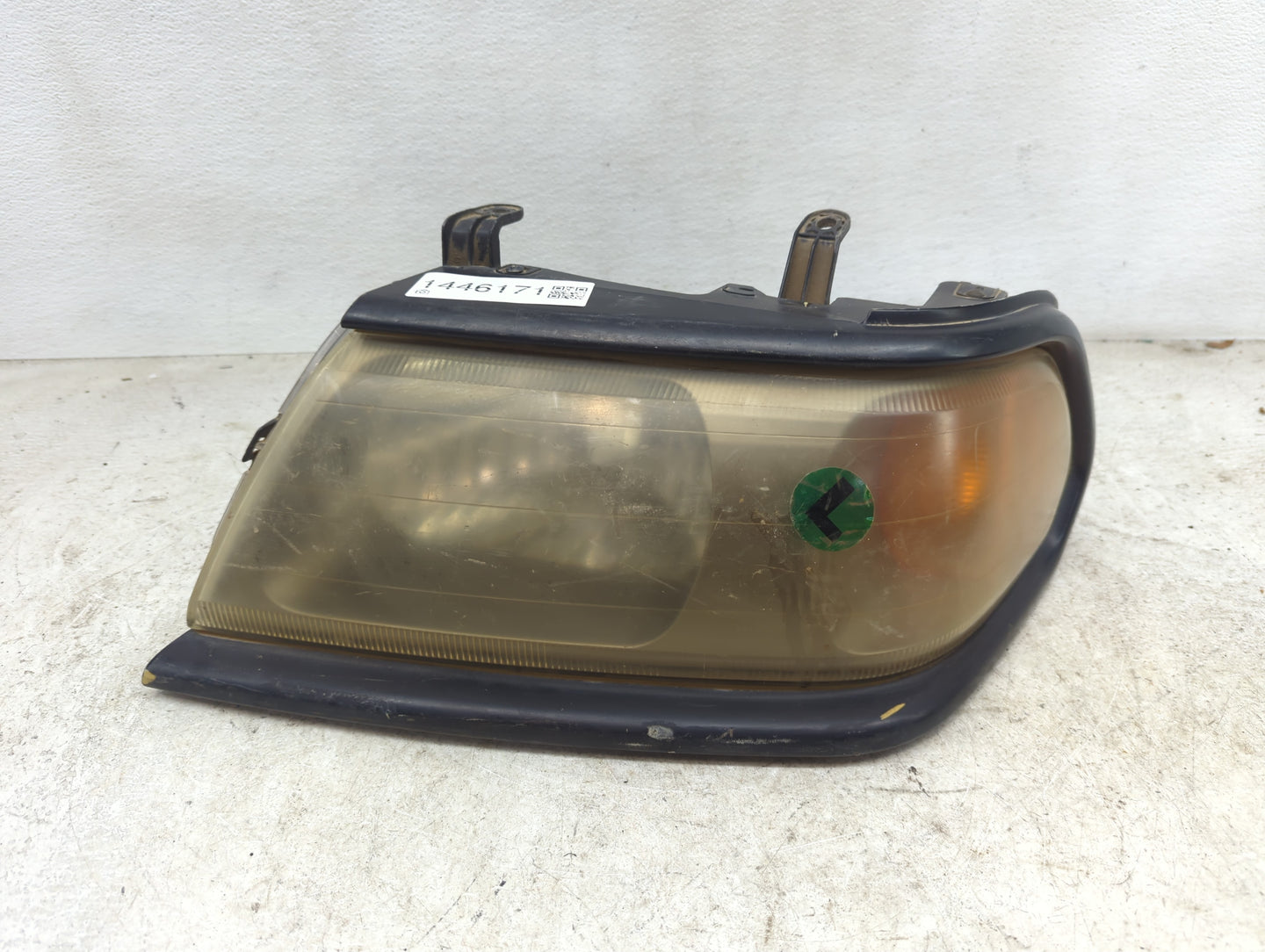 2000 Mitsubishi Montero Sport Driver Left Oem Head Light Headlight Lamp - Oemusedautoparts1.com
