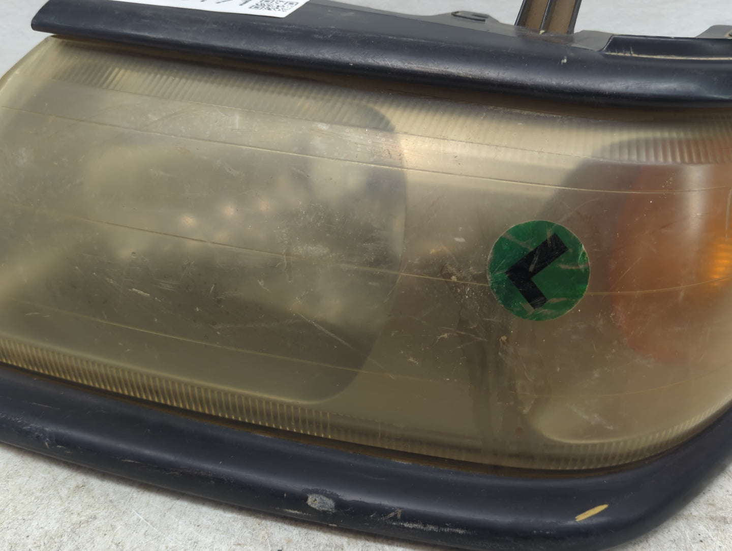 2000 Mitsubishi Montero Sport Driver Left Oem Head Light Headlight Lamp - Oemusedautoparts1.com