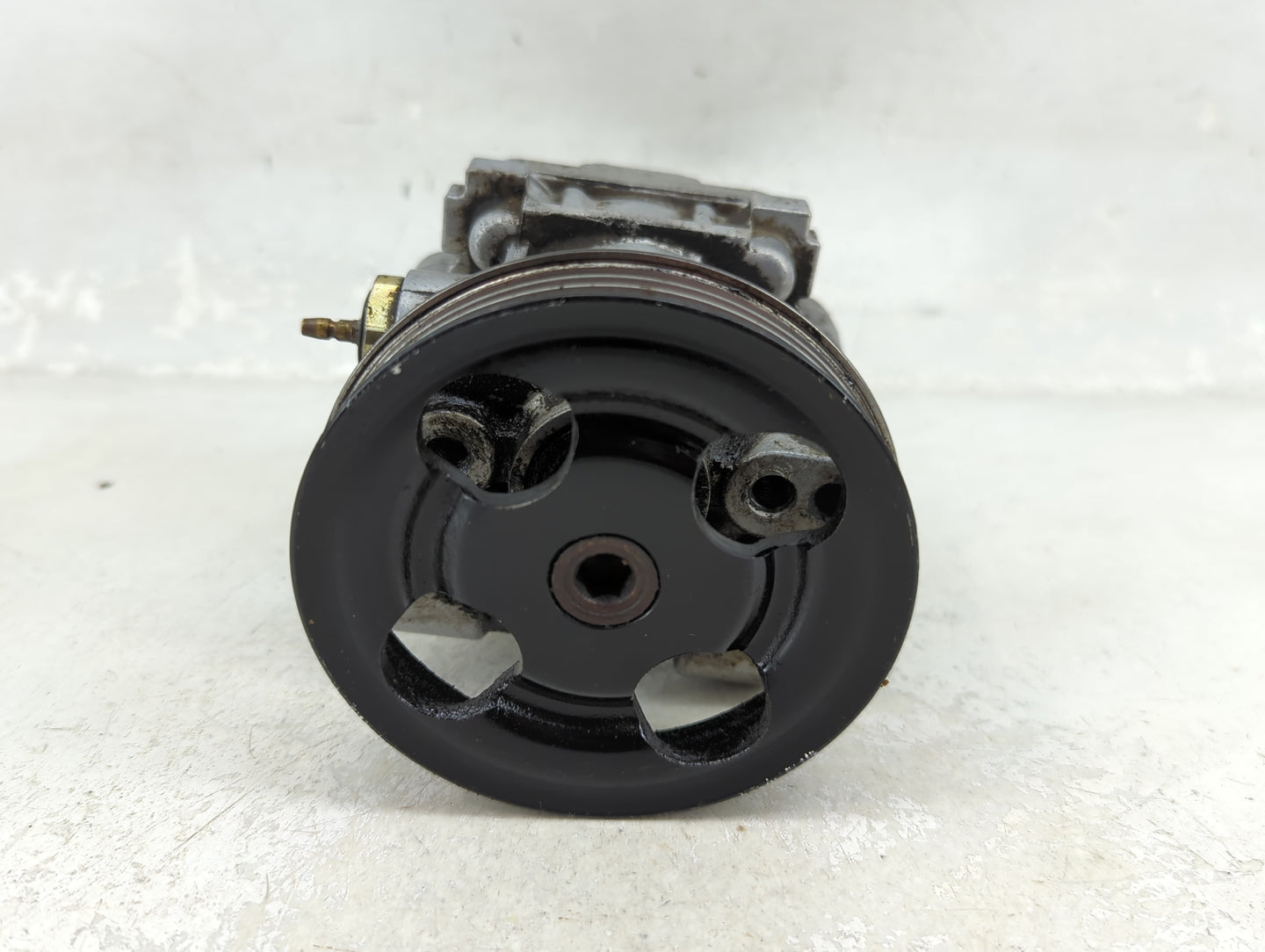 2000-2004 Mitsubishi Montero Sport Power Steering Column Pump Oem 1467098 - Oemusedautoparts1.com
