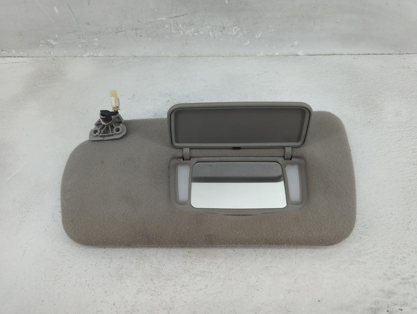 2002-2003 Nissan Altima Sun Visor Shade Replacement Driver Left Mirror Fits Fits 2000 2001 2002 2003 OEM Used Auto Parts - O