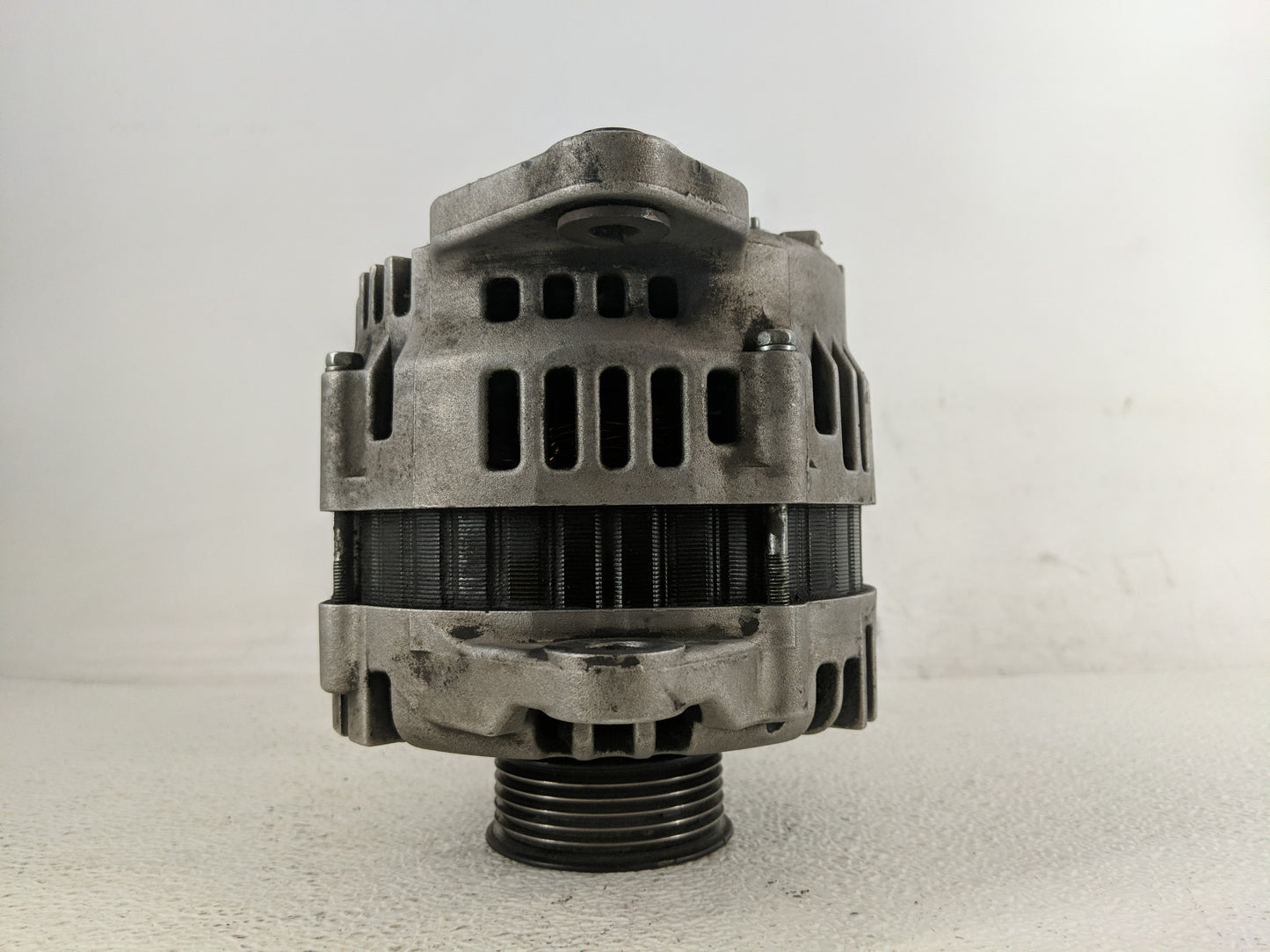 2002-2005 Nissan Altima Alternator Replacement Generator Charging Assembly Engine OEM Fits Fits 2002 2003 2004 2005 OEM Used