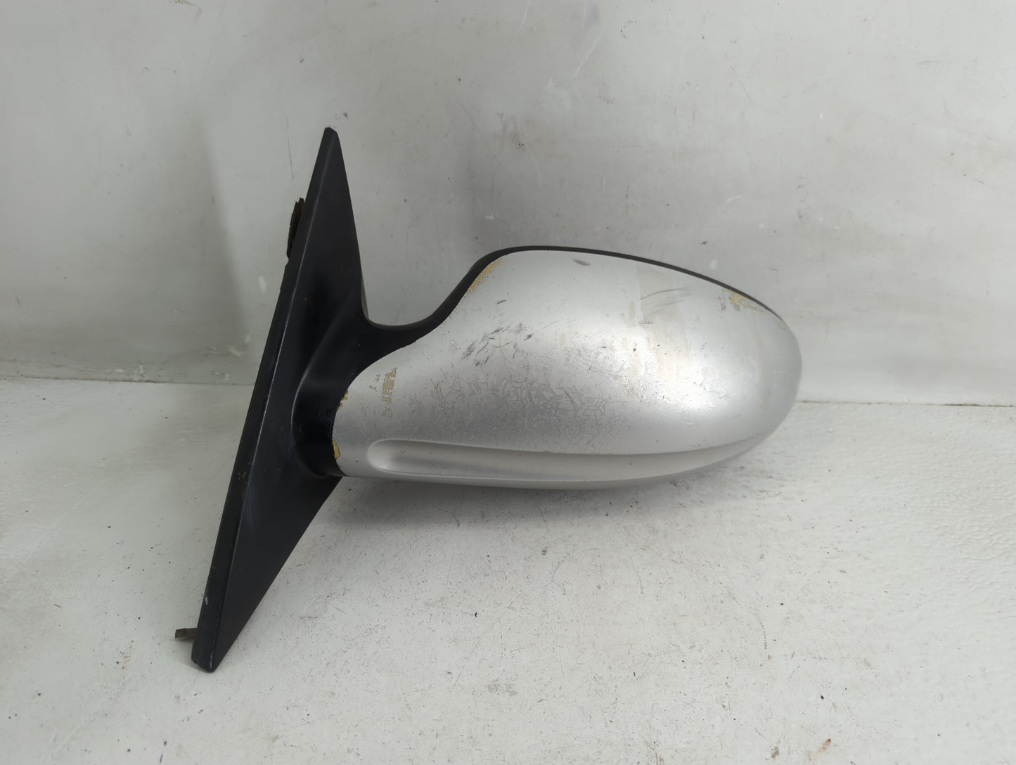 2002-2003 Nissan Altima Side Mirror Replacement Driver Left View Door Mirror Fits Fits 2002 2003 OEM Used Auto Parts - Oemus