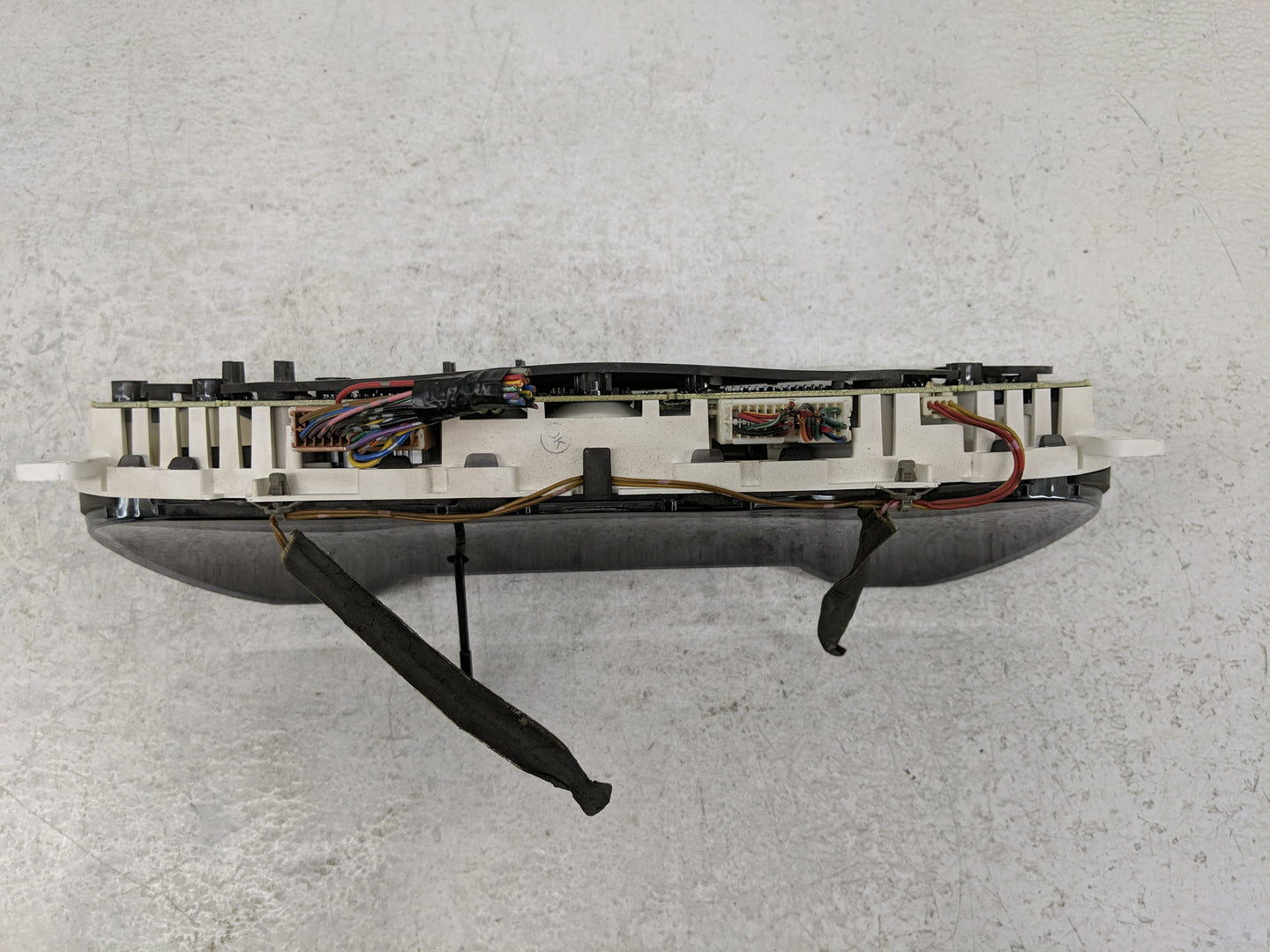 2002 Nissan Altima Instrument Cluster Speedometer Gauges Fits OEM Used Auto Parts - Oemusedautoparts1.com