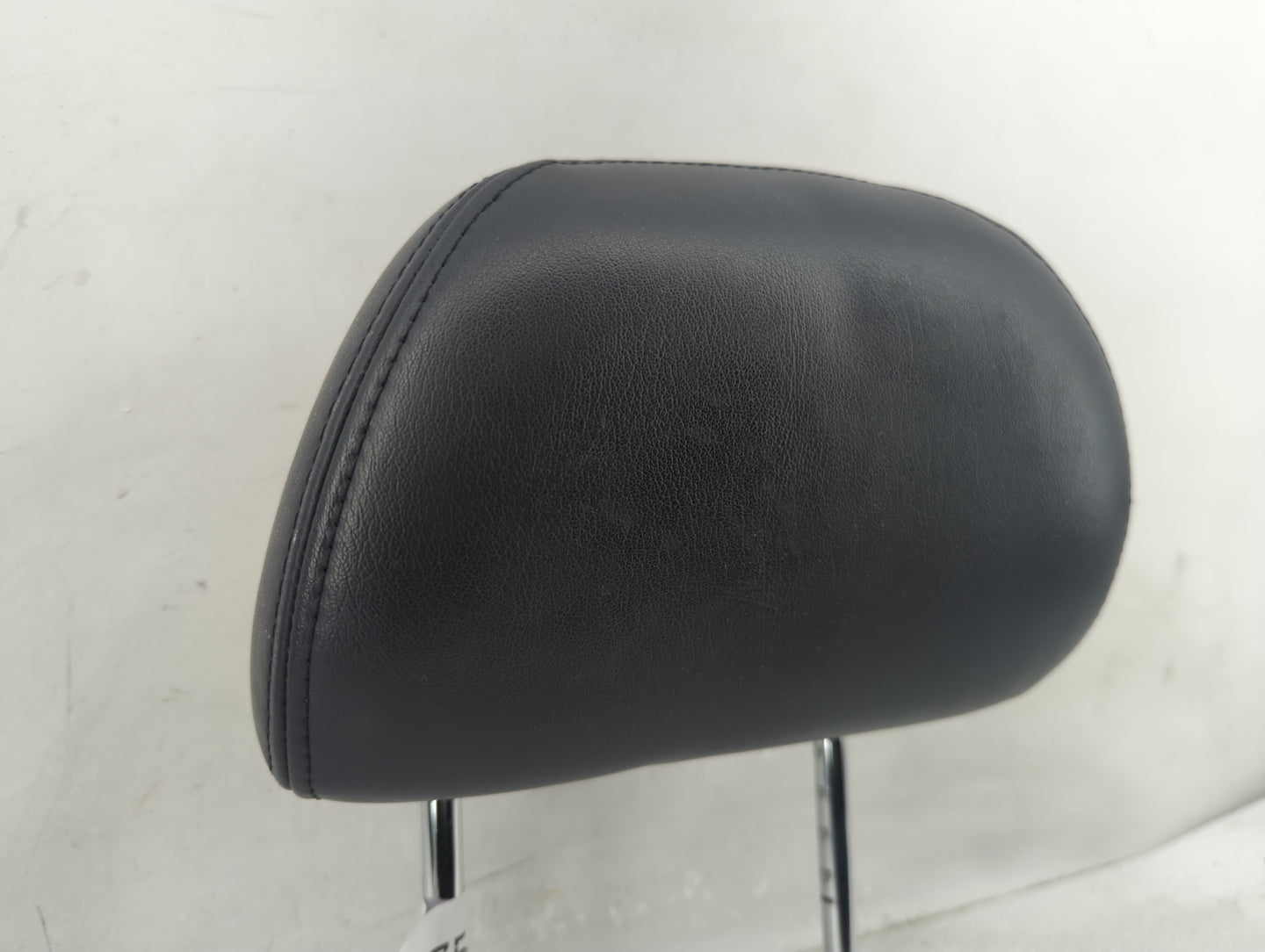 2002 Nissan Altima Headrest Head Rest Rear Seat Fits OEM Used Auto Parts - Oemusedautoparts1.com