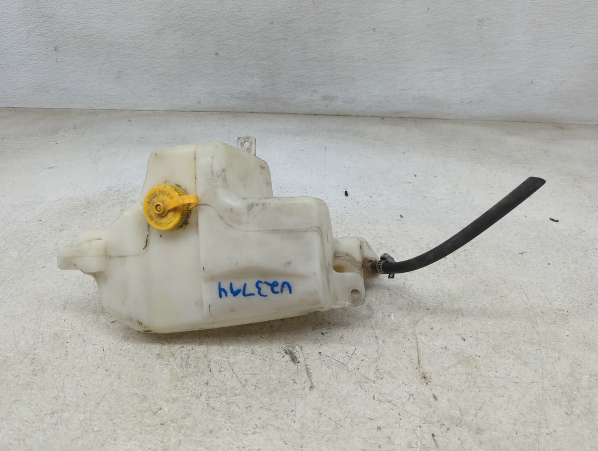 2002-2006 Nissan Altima Radiator Coolant Overflow Expansion Tank Bottle 1465676 - Oemusedautoparts1.com