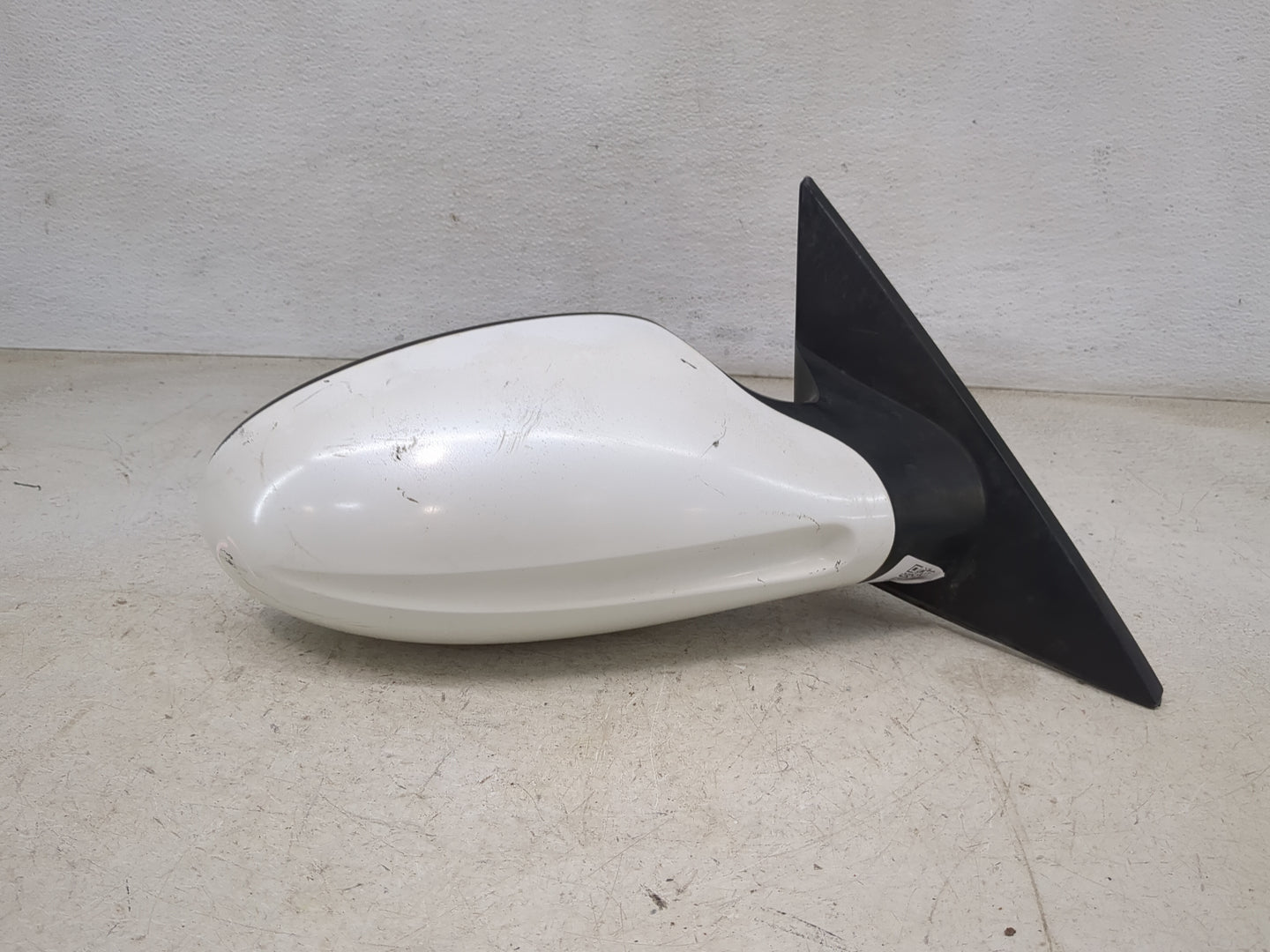 2002-2003 Nissan Altima Passenger Side View Mirror - Right Door Mirror OEM Used - Oemusedautoparts1.com