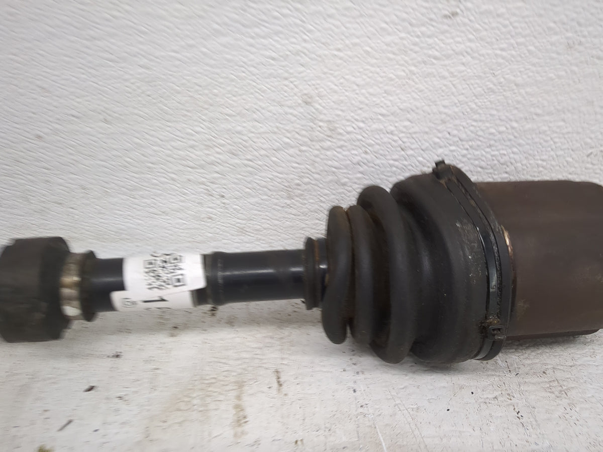 2002-2004 Nissan Altima Axle Shaft Front Driver Cv C/v 1520973 - Oemusedautoparts1.com
