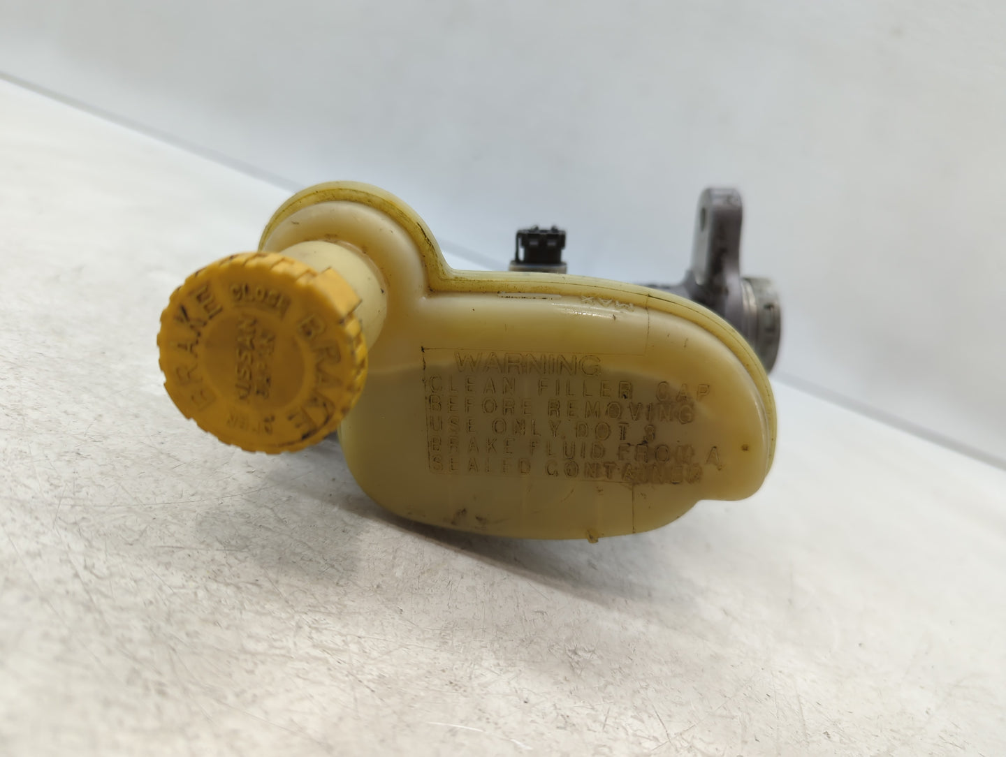 2002-2006 Nissan Altima Brake Master Cylinder - Oemusedautoparts1.com